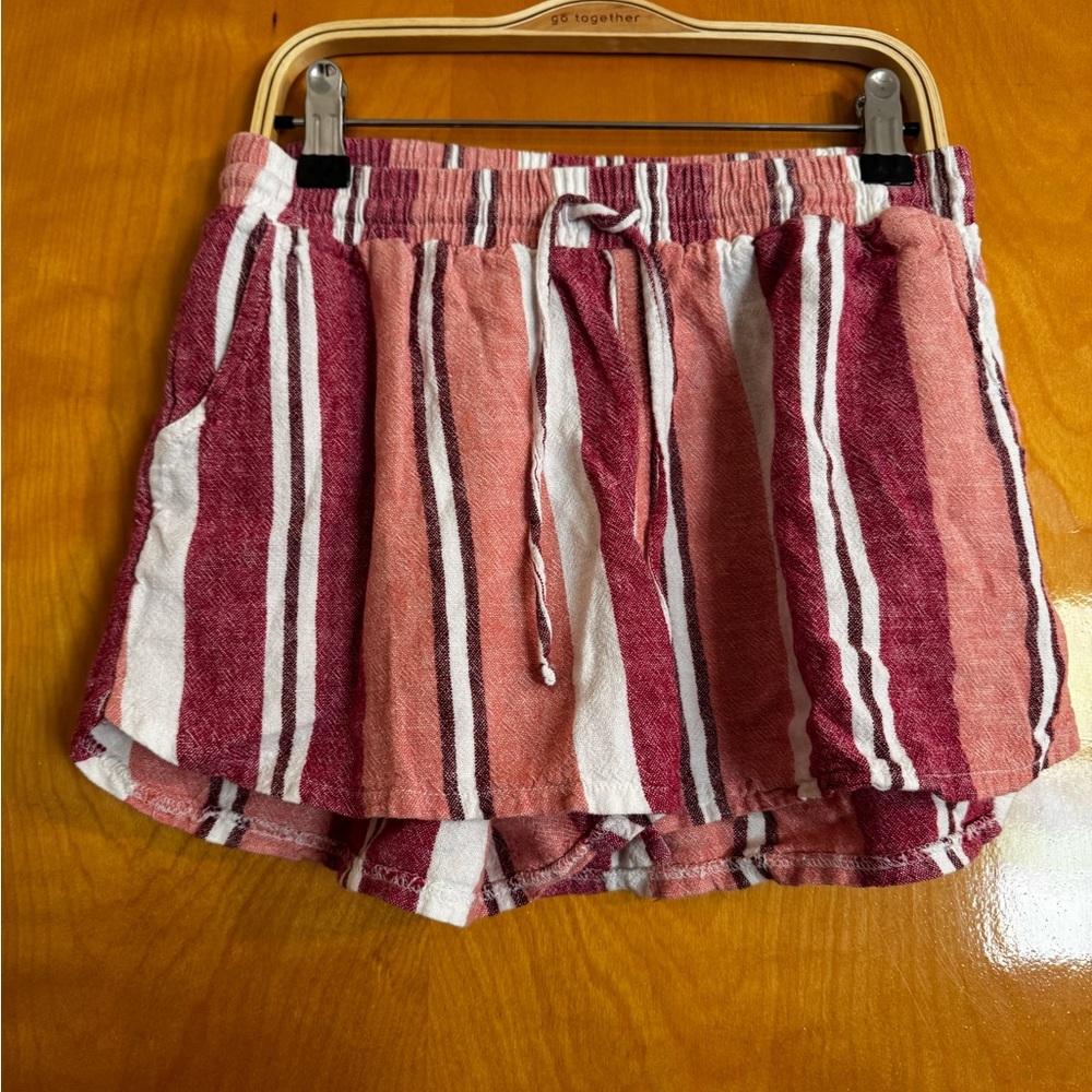 Universal Thread women’s linen shorts
